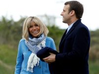 Presidenti i Francës roman erotik për gruan e tij, frymëzuar nga dashuria për mësuesen 24 vite më të madhe