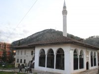Xhamia Mbret e xhamia e Beqarëve, restaurohen tre objekte të rëndësishëm të besimit islam në Berat